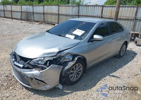 2016 Toyota Camry Le z USA, uszkodzony, nr VIN 4T1BF1FK7GU173891